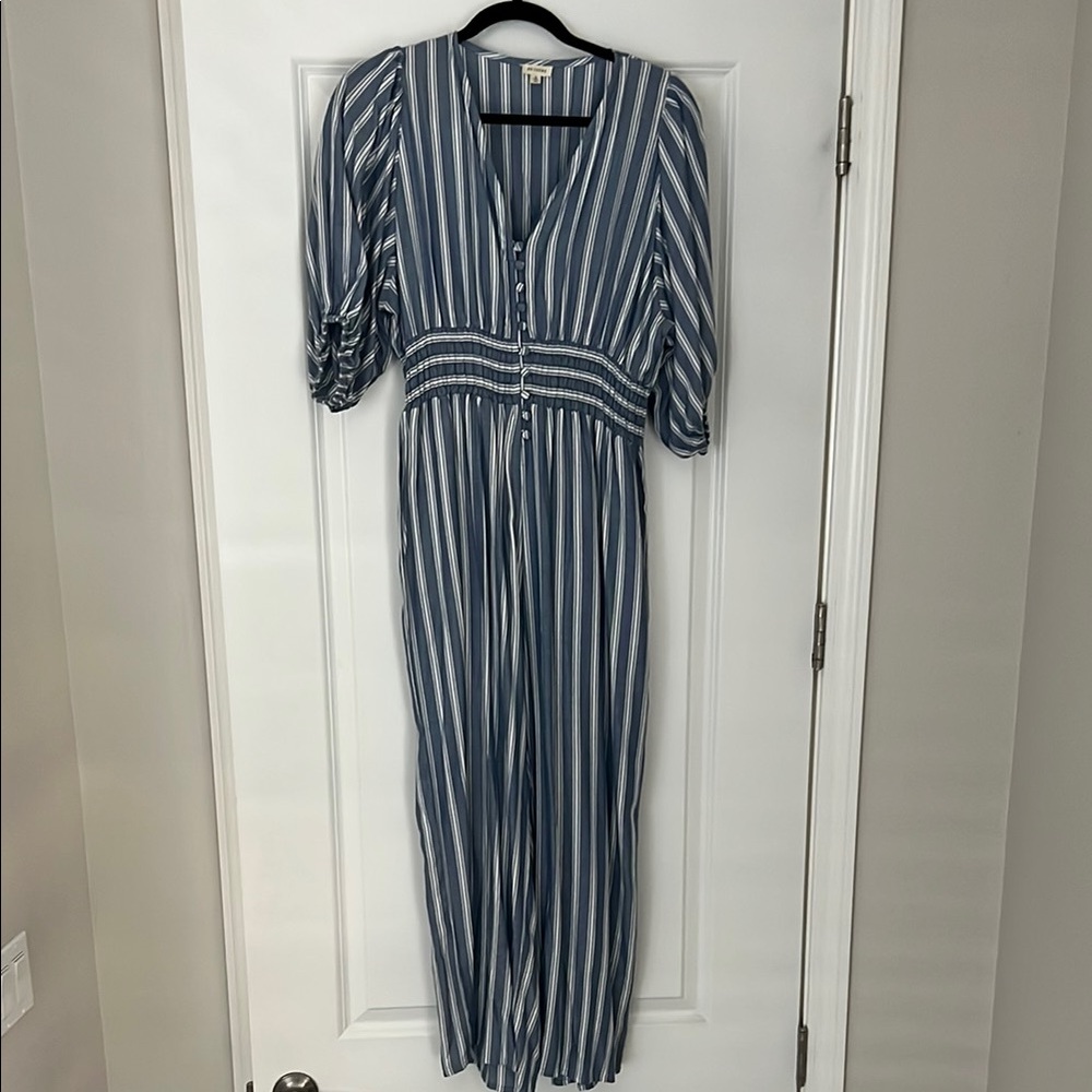 En Creme Blue and White Jumpsuit with Puff Sleeves